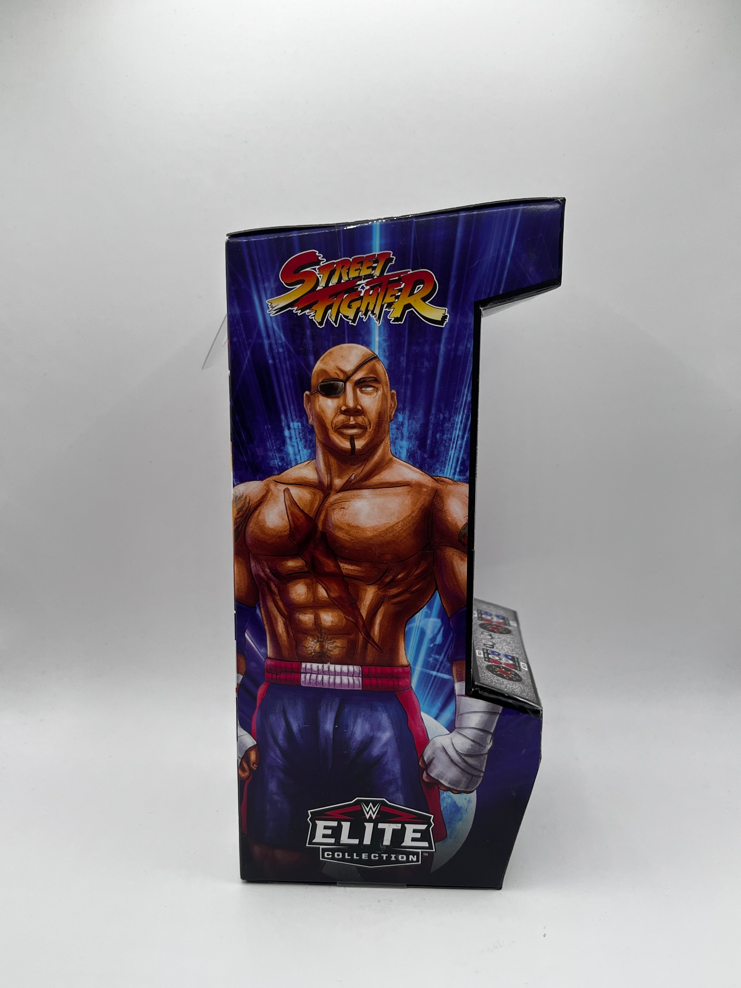 Figurka Batista as Sagat WWE Elite Collection x Street Fighter Series #2