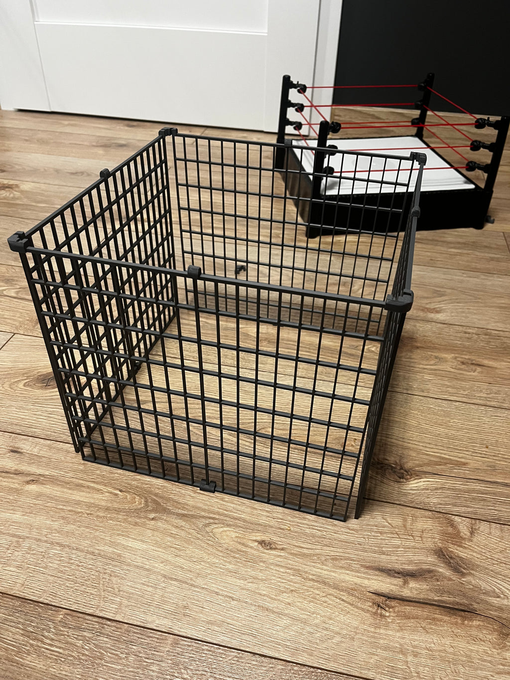 WWE Klatka typu "Steel Cage" dla ringów Mattel Basic