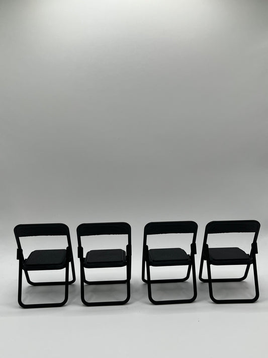 Zestaw czterech krzeseł dla figurek WWE